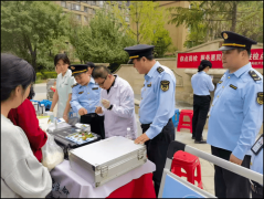 守护“舌尖平安”!西安经开区开展食物平安宣传